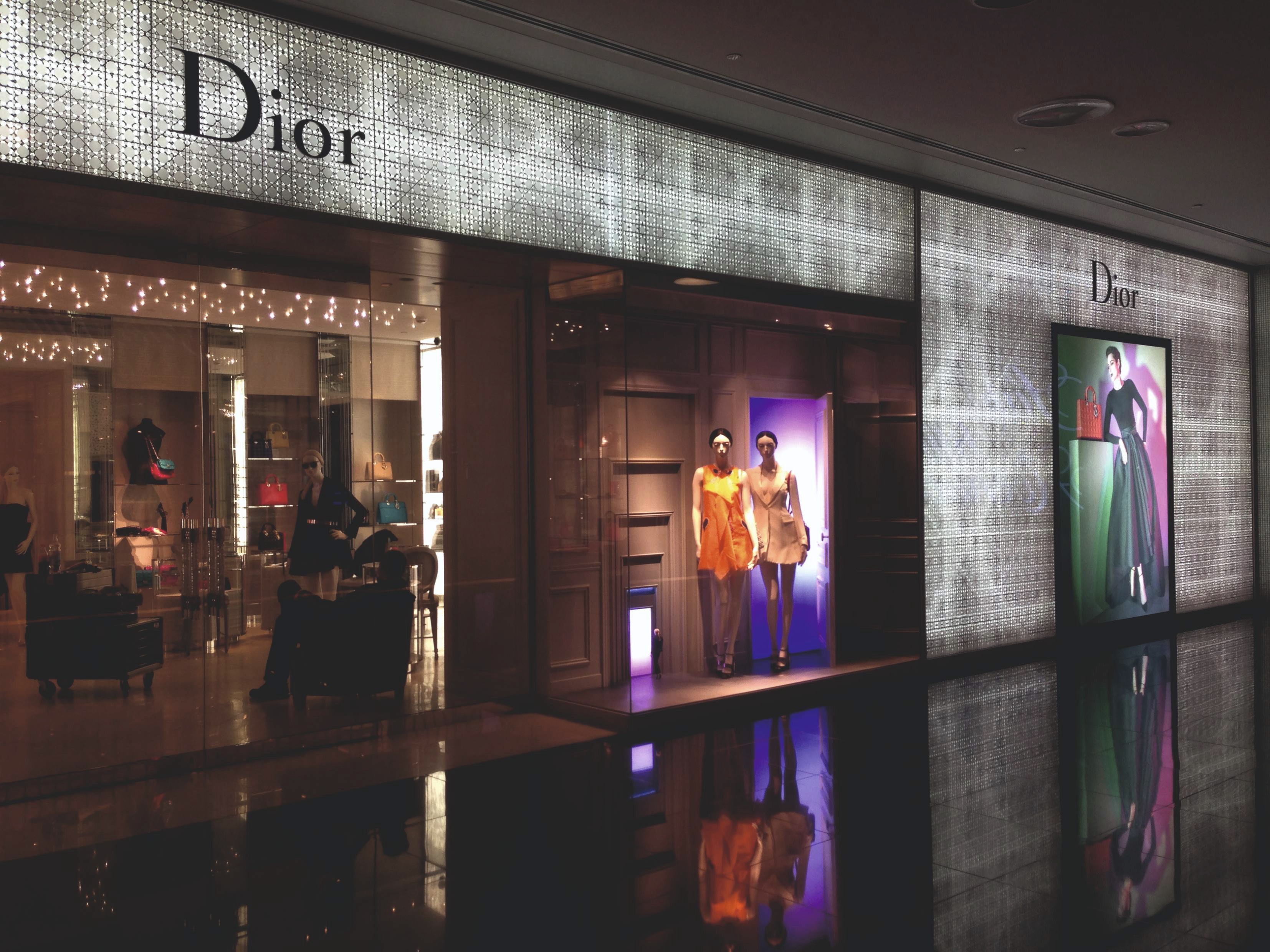 Dior Esentai